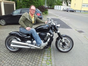 Pit auf seiner Suzuki Intruder 1800